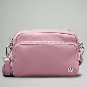 NWOT Lululemon Everywhere Crossbody Bag